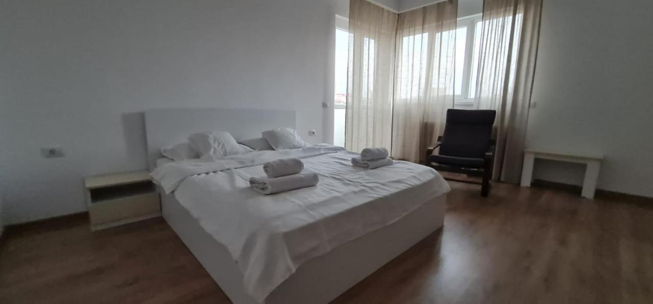 Gca Apart Victoriei Bukarest Zimmer foto